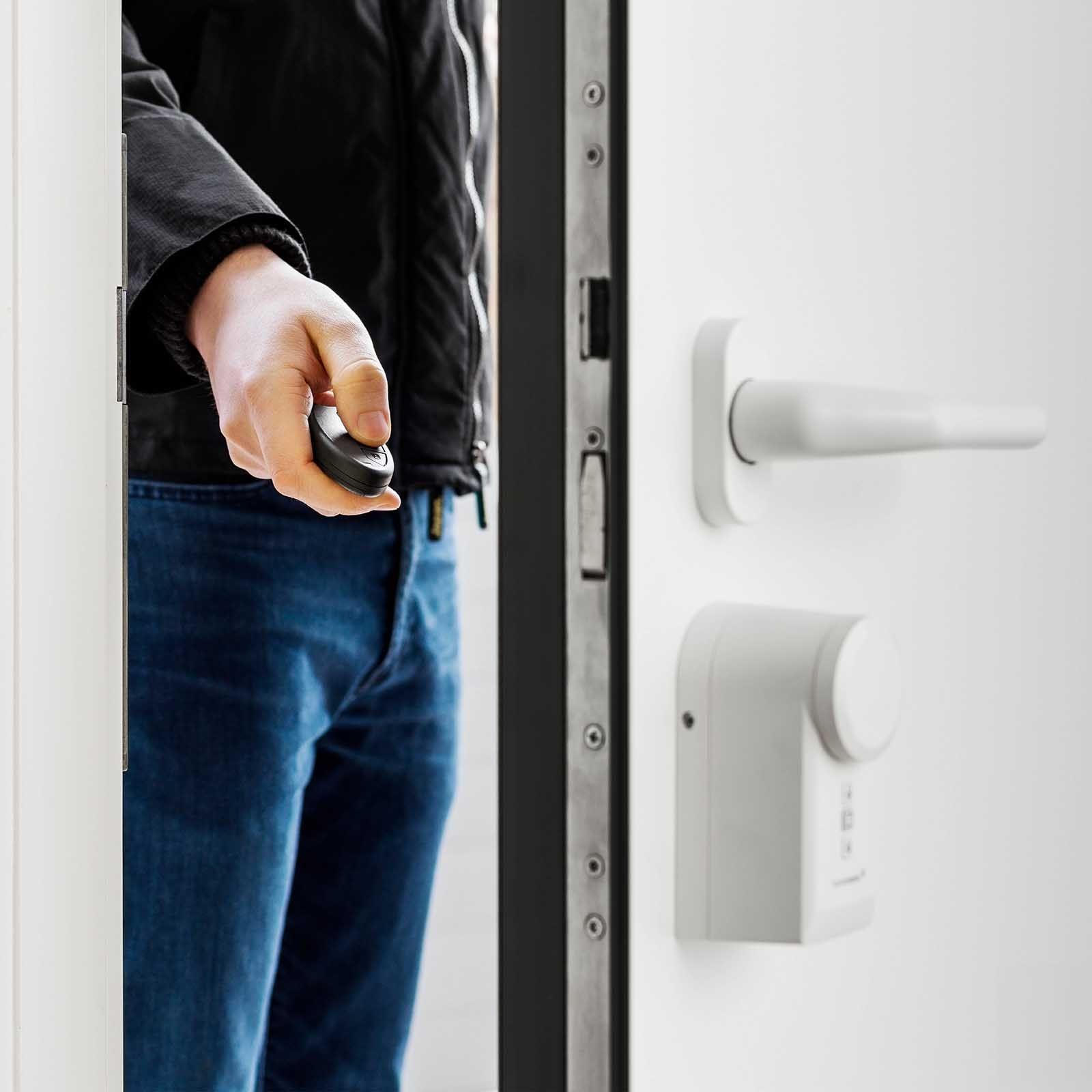 Homematic IP Smart Home Schlüsselbundfernbedienung Zutritt HmIP-KRCK