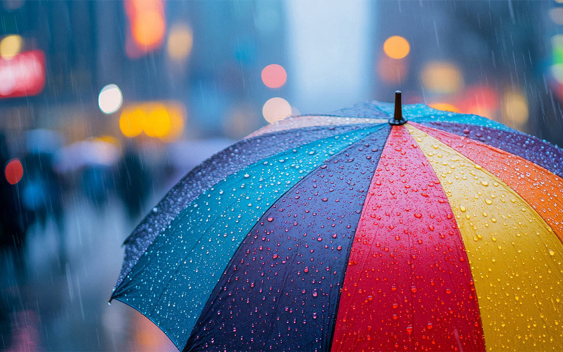Mit KI generiert: Regenwetter als Symbol für wetterbasierte Smart-Home-Steuerung