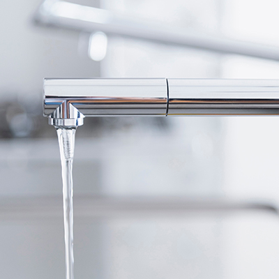 Wasserhahn läuft