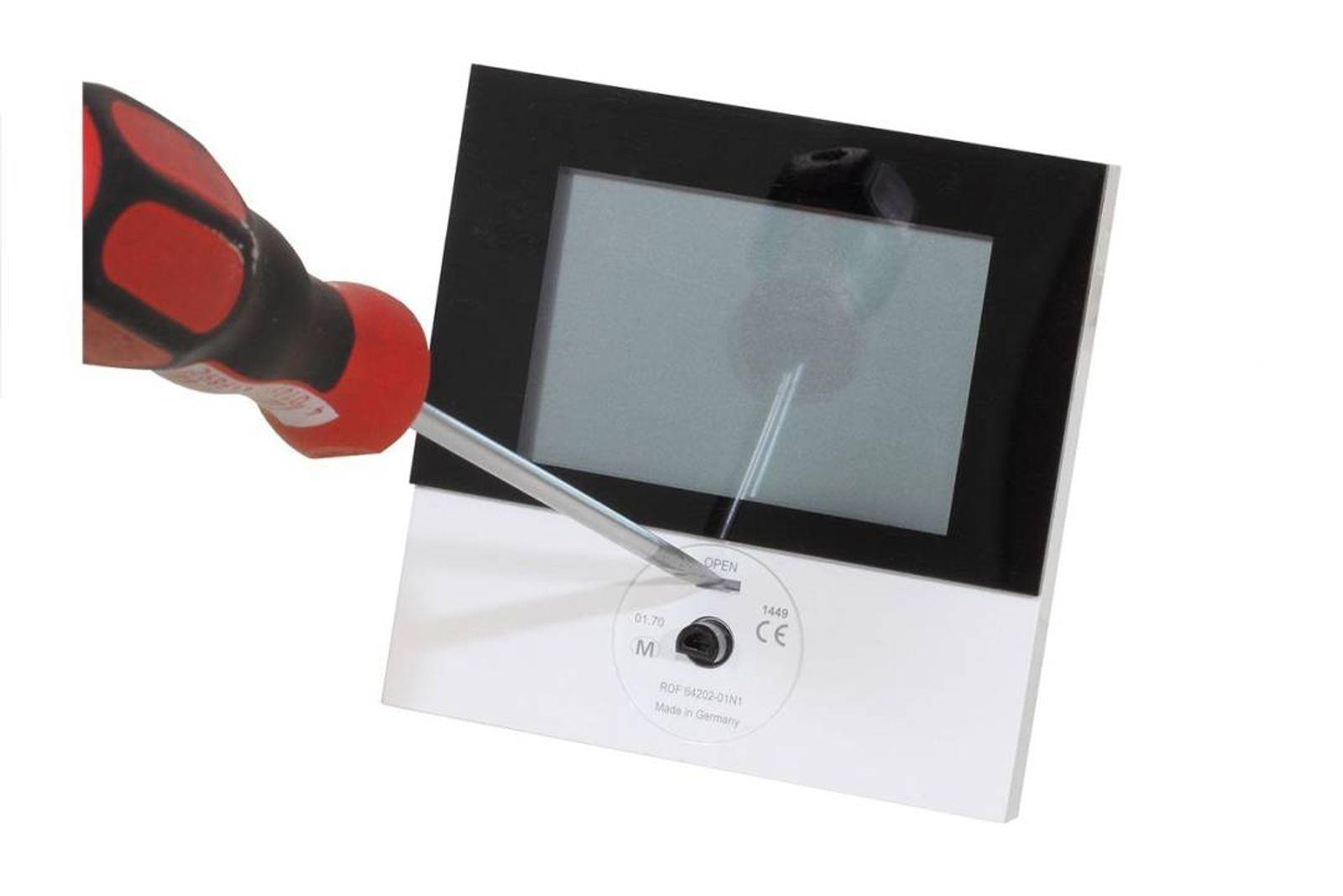 Alpha Regler direct Control LCD 230 V mit Designscheibe – Bild 3 von 4
